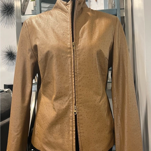 Stunning GENUINE LEATHER (ostrich) EXPRESS SIZE 9/10 VERSATILE JACKET - Picture 1 of 15